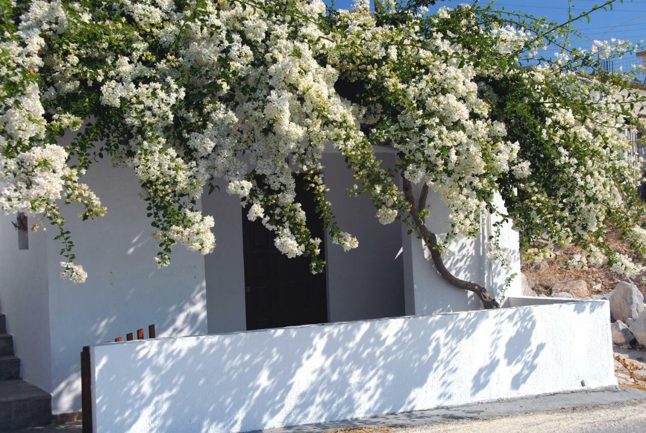 Christos Rooms Milos Adámas Extérieur photo